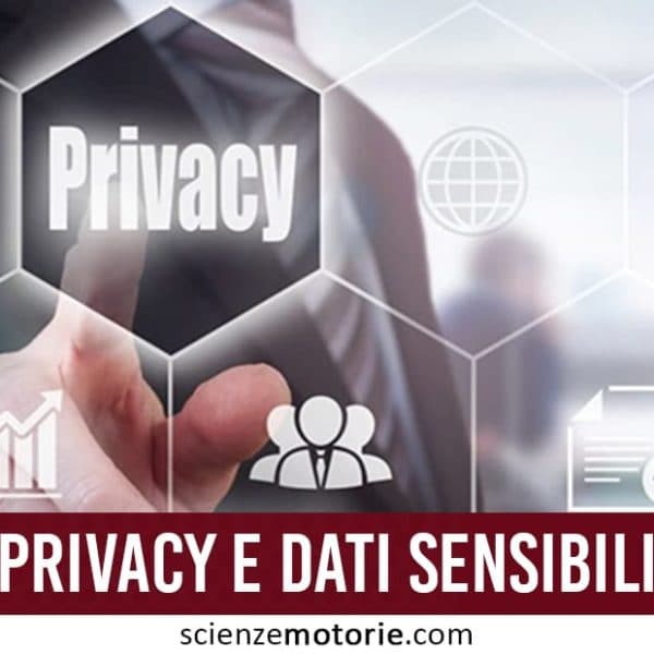 Mano che tocca uno schermo virtuale con la parola "Privacy" e icone esagonali di dati e grafici, in un ambiente ufficio moderno.
